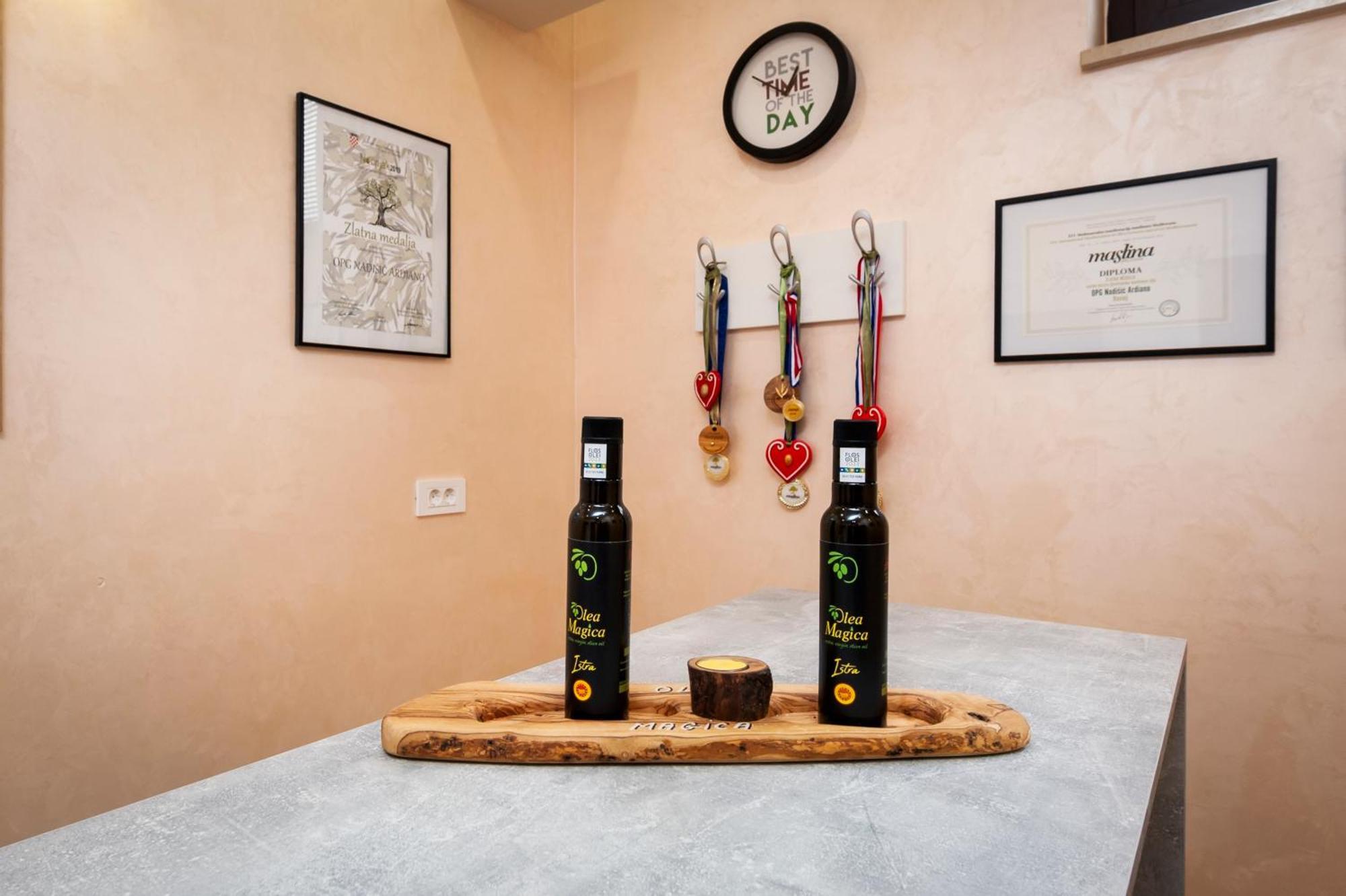 Olea Magica Apartments Ровинь Экстерьер фото