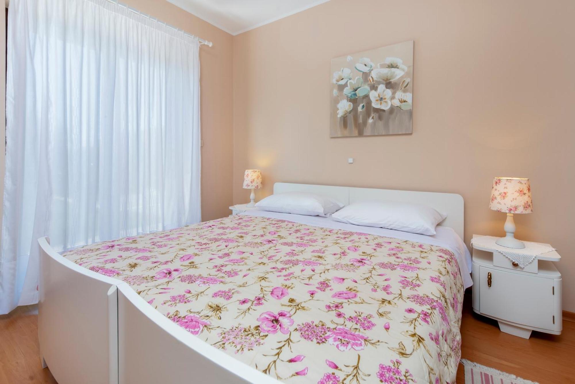 Olea Magica Apartments Ровинь Экстерьер фото